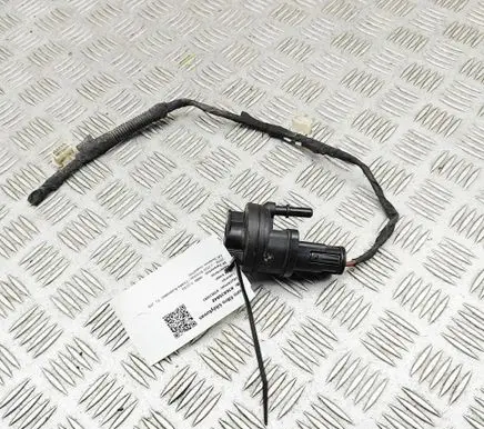BMW 5 G30 G31 G38 Fuel filter heater 8582273