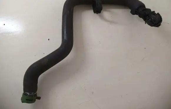 Opel Vivaro Engine coolant pipe/hose 8200413836 93854378
