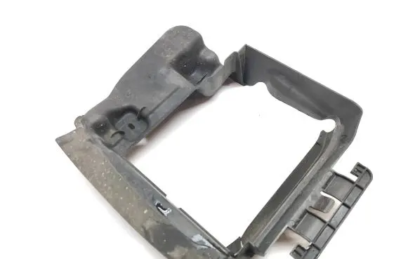 Peugeot 308 Intercooler air channel guide 9677363980