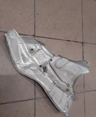 Audi A6 S6 C7 4G Heat shield in engine bay 4G0399300A 4G0399300B