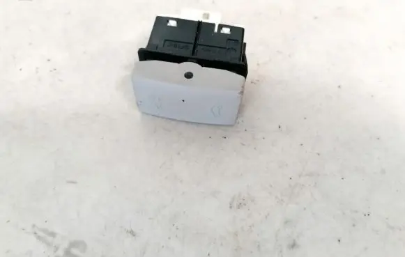 Chevrolet Cruze Sunroof switch 13273242 211721