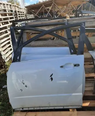 Subaru Tribeca Front door NOCODE