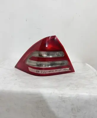 Mercedes-Benz C W203 Rear/tail lights