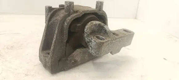 Volkswagen Caddy Engine mount bracket 1K0199262