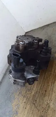 Renault Scenic II - Grand scenic II Fuel injection high pressure pump H037472 0445010075