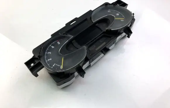 Opel Vivaro Speedometer (instrument cluster) 248102851R
