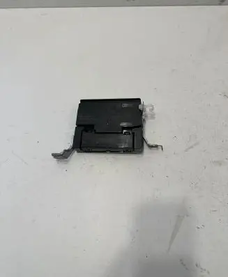 Toyota Yaris XP210 Door control unit/module 867400D030 867410D030 A0C0907750103