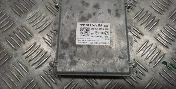 Audi A5 Headlight ballast module Xenon 7PP941572