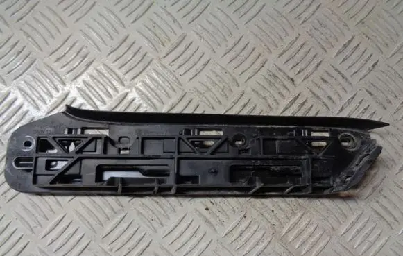Volkswagen Caddy Front bumper mounting bracket 1T0807049 1T0807935