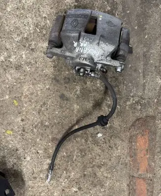 Renault Arkana Front brake caliper 5765