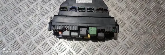 Mercedes-Benz CLS C218 X218 Fuse module A2129006229