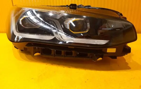 BMW 2 Active Tourer U06 Headlight/headlamp 5A42248