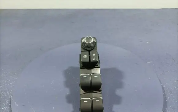 Mazda 6 Electric window control switch GMN366350A