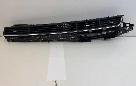 Audi Q7 4M Dashboard air vent grill cover trim 4M2820901