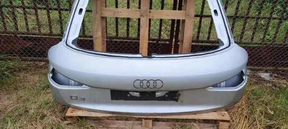 Audi Q3 8U Tailgate/trunk/boot lid KOLOR