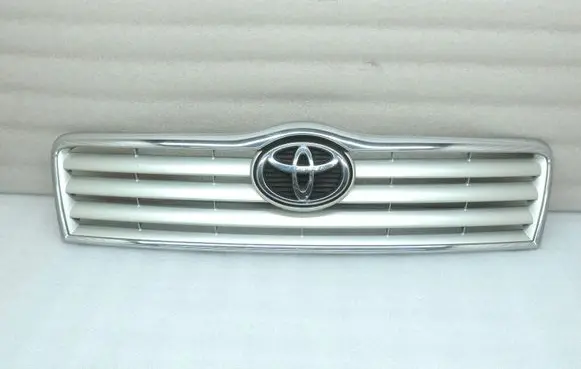 Toyota Avensis T250 Front grill