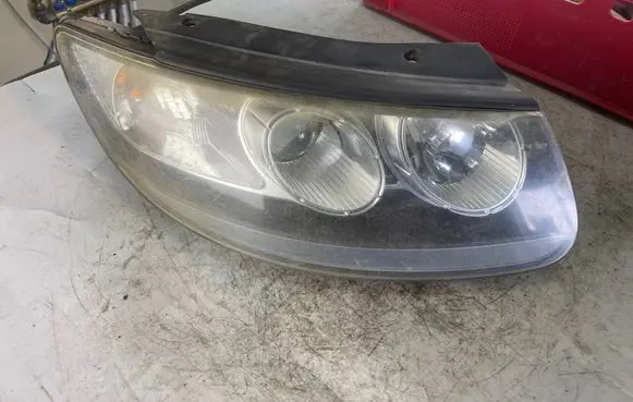Hyundai Santa Fe Headlight/headlamp 921022bxxx