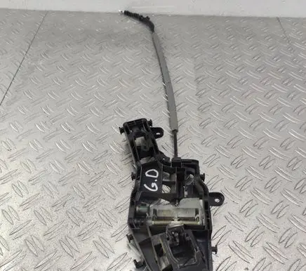 Rear door exterior handle/bracket