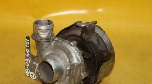 Audi A8 S8 D3 4E Turbo 057145736H