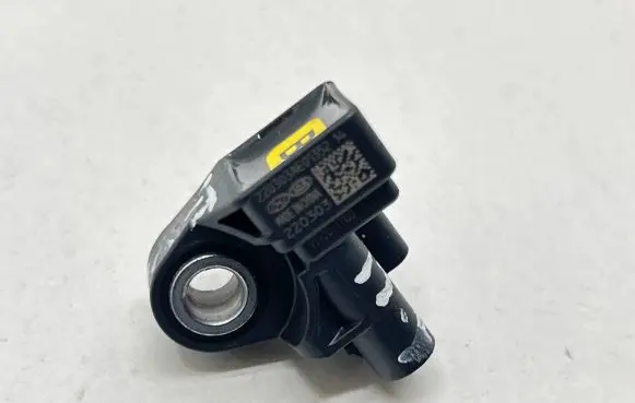 KIA EV6 Airbag deployment crash/impact sensor 95920T1100 220303 220303AA01352