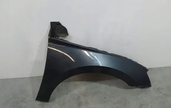 Skoda Superb B8 (3V) Fender 