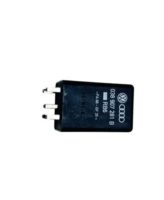 Audi A5 8T 8F Fuel pressure sensor 0281003032 038907281B