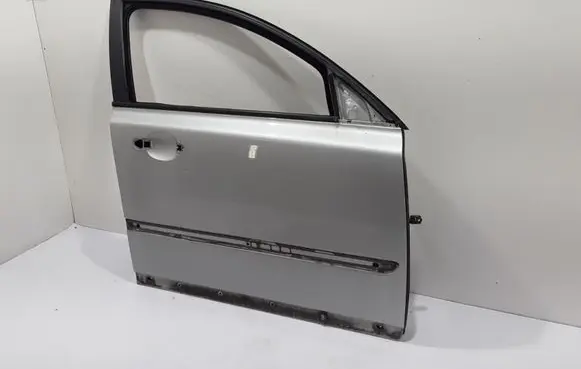 Volvo V50 Door (2 Door Coupe) 31335444