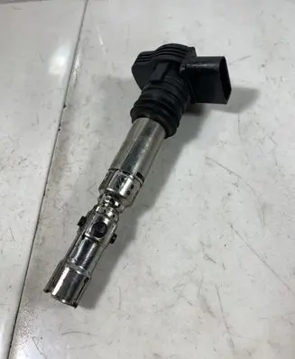 Audi TT Mk1 High voltage ignition coil 06A905115D