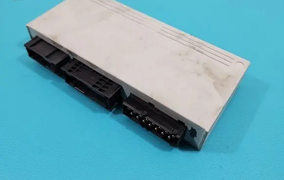 BMW 3 E46 Central body control module 8385541 IMPRK1426699