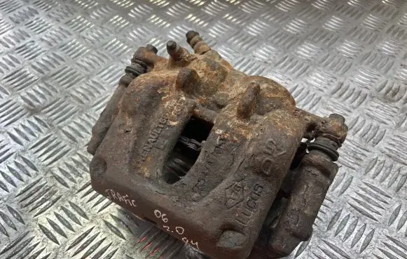 Renault Trafic II (X83) Front brake caliper