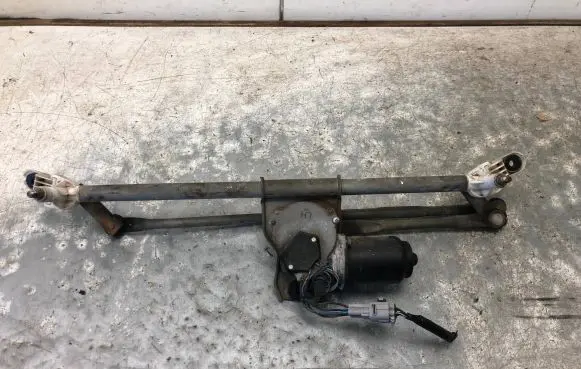 Suzuki Swift I Front wiper linkage and motor