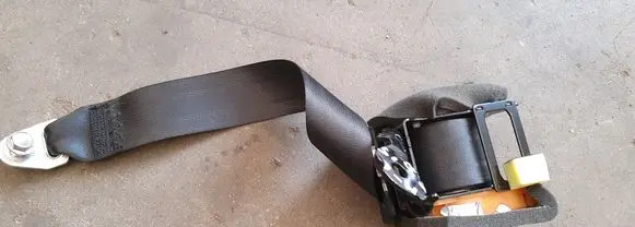 Mazda 6 Rear seatbelt