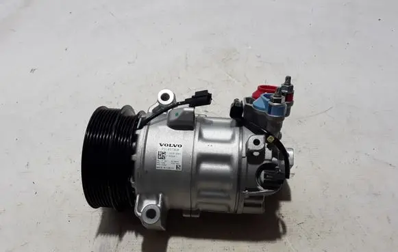 Volvo XC60 Air conditioning (A/C) compressor (pump) 31497908