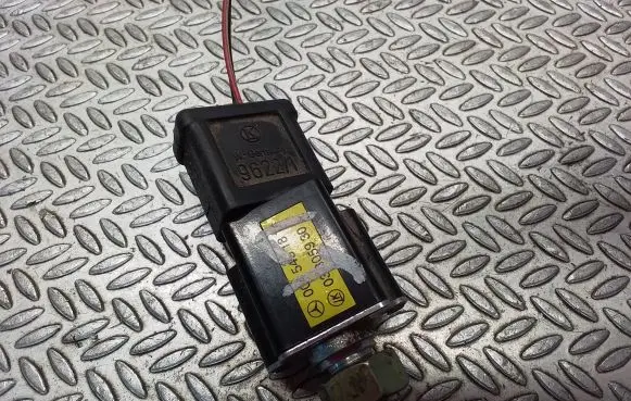 Clutch pedal sensor