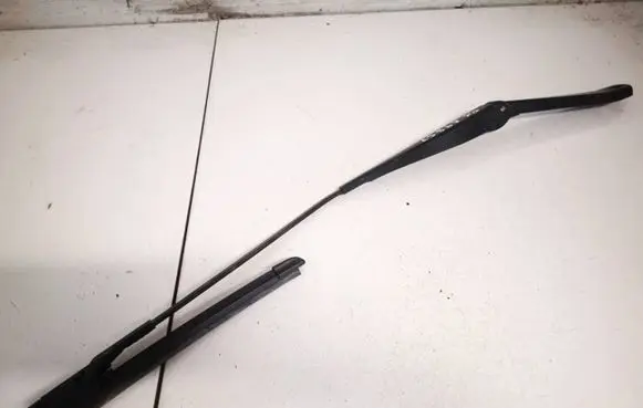 Ford Kuga I Front wiper blade arm v4117526dc