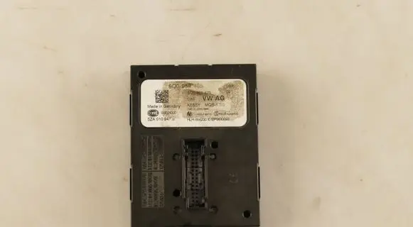 Audi A3 S3 8V Keyless (KESSY) go control unit/module 5Q0959435