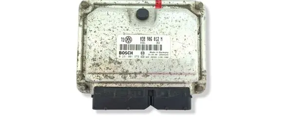 Volkswagen Golf IV Engine control unit/module 038906012M 0281001979