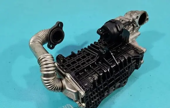 Peugeot 3008 II EGR valve cooler 9813050280C IMPRK1558898