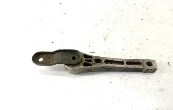 Volkswagen PASSAT B6 Engine mounting bracket 3C0199855A