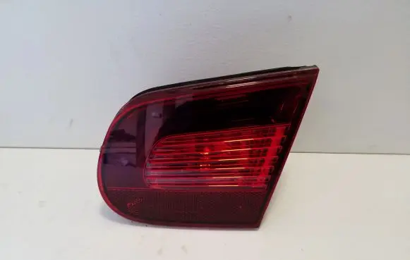 Volkswagen Eos Tailgate rear/tail lights 1Q0945094C