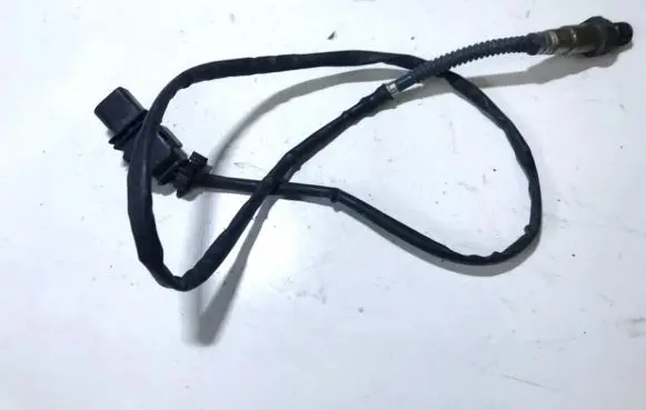 Volkswagen Touareg I Lambda probe sensor 07z906262f 0281004030