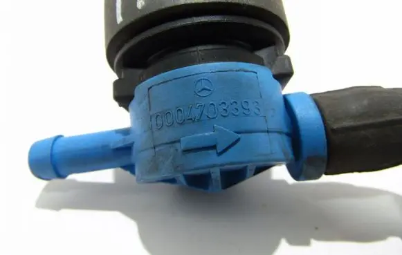 Mercedes-Benz E W211 Turbo solenoid valve 0004703393
