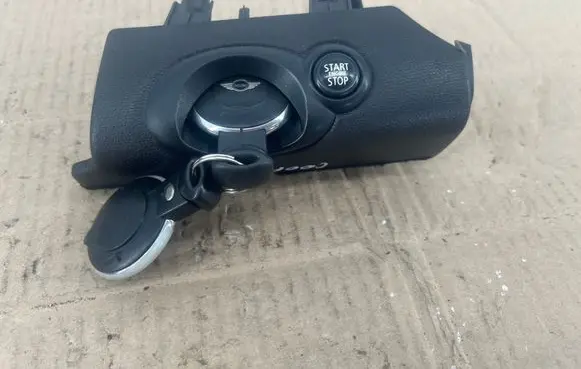 Mini Cooper Countryman R60 Ignition lock 9231739 11316900 33750101