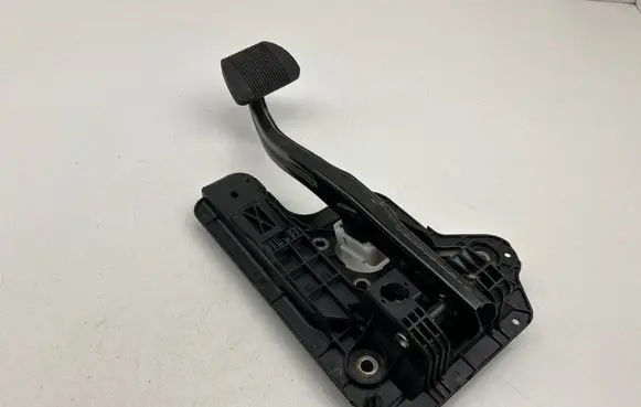 Chrysler Pacifica Brake pedal 40430 TKY074810075