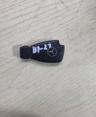 Mercedes-Benz E W211 Ignition key/card 