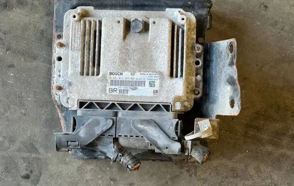Opel Zafira B Engine control unit/module 0281012549 1039S12972 55198922