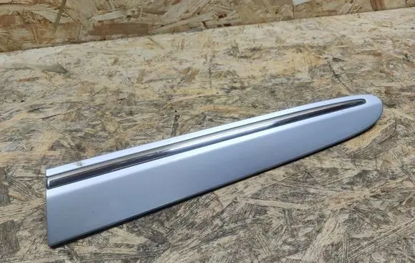 Mercedes-Benz CLK A209 C209 Rear fender molding trim A2096902562