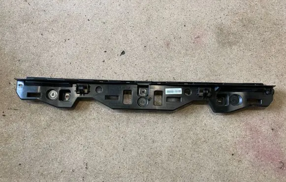 BMW 5 G60 G61 Rear bumper mounting bracket 5A011B7