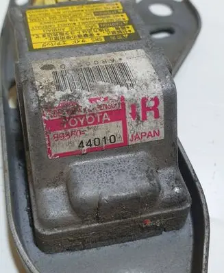 Toyota Avensis Verso Airbag deployment crash/impact sensor 44010 89850