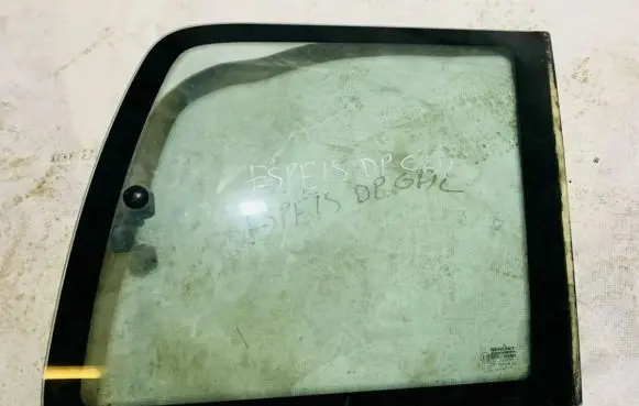 Renault Espace II Rear side window